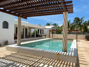 Casa familiar, alberca privada, pasos de la playa